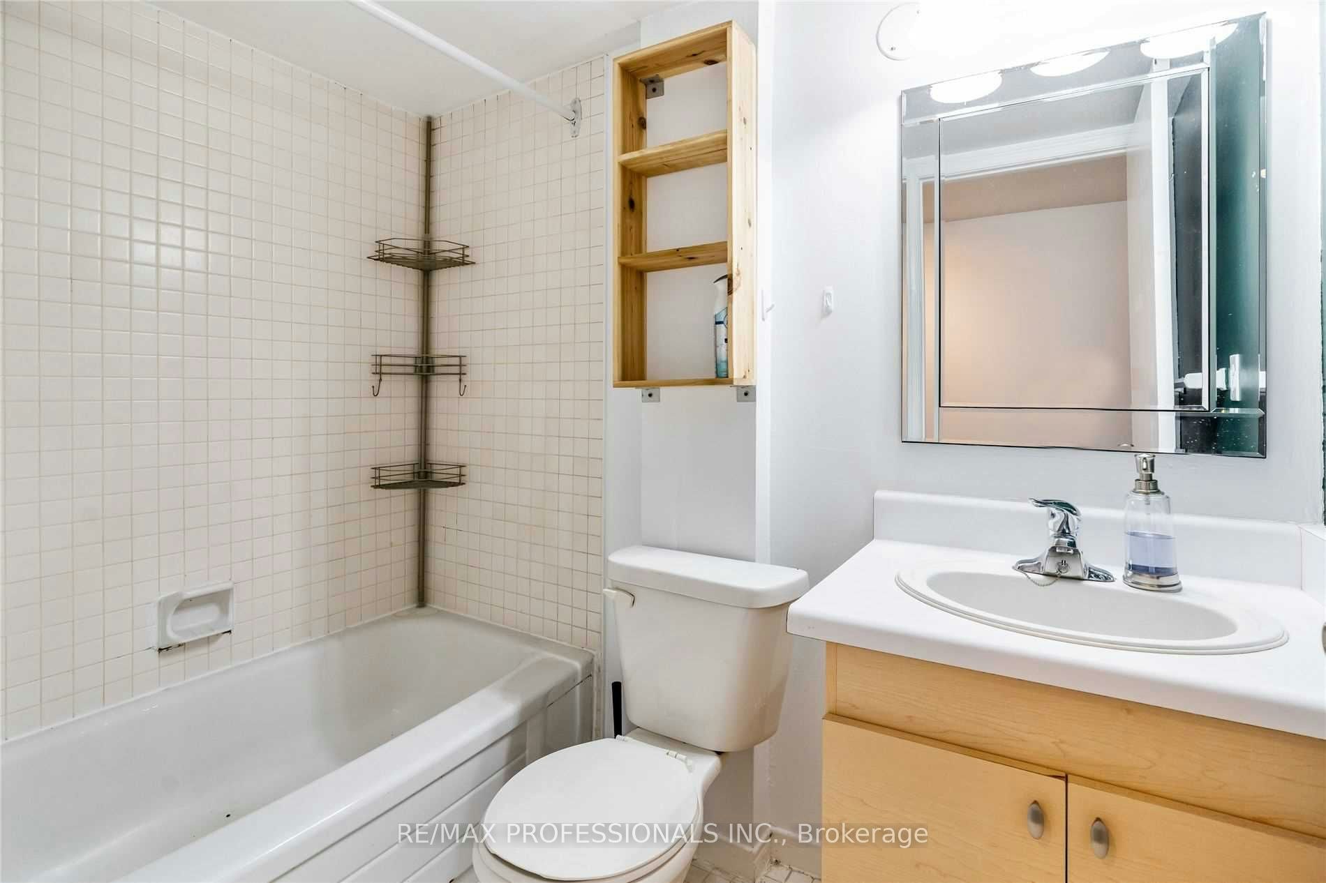 1-39 Albemarle Avenue, Toronto, ON, M4K 1H6 - 6