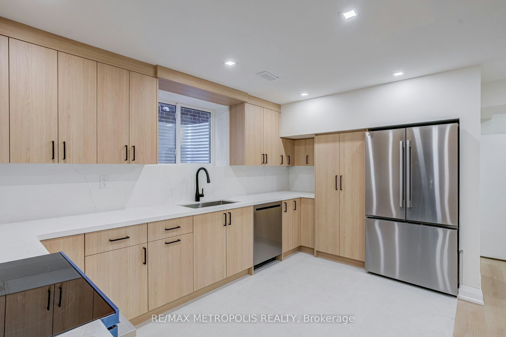 BSMT-43 Bridgeland Drive, Whitby, ON, L1P 0R2 - 26