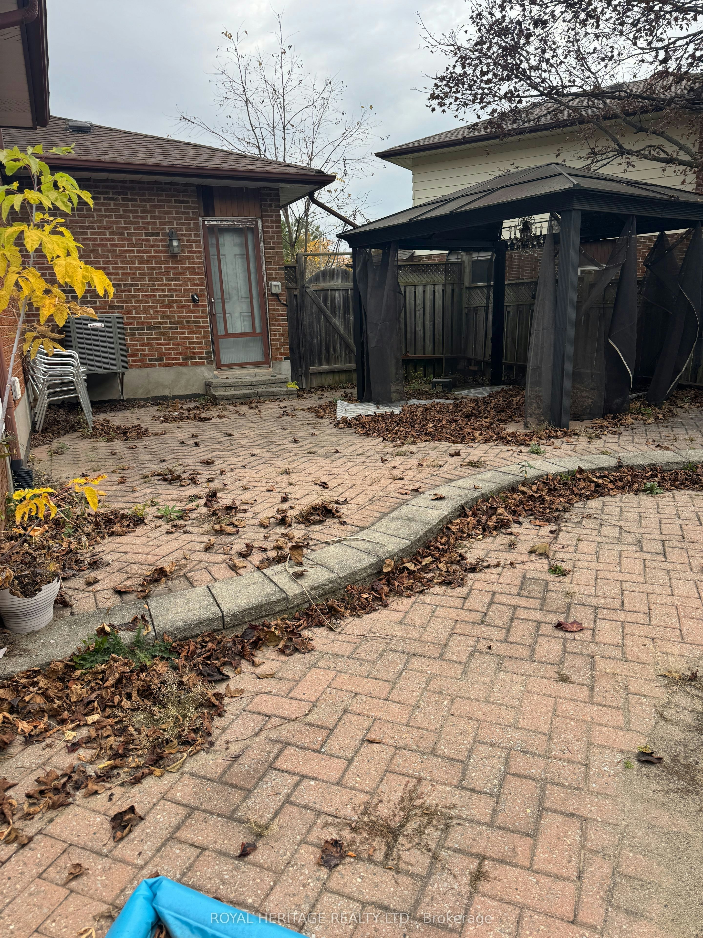 Main-349 Carnaby Court, Oshawa, ON, L1G 6N7 - 24