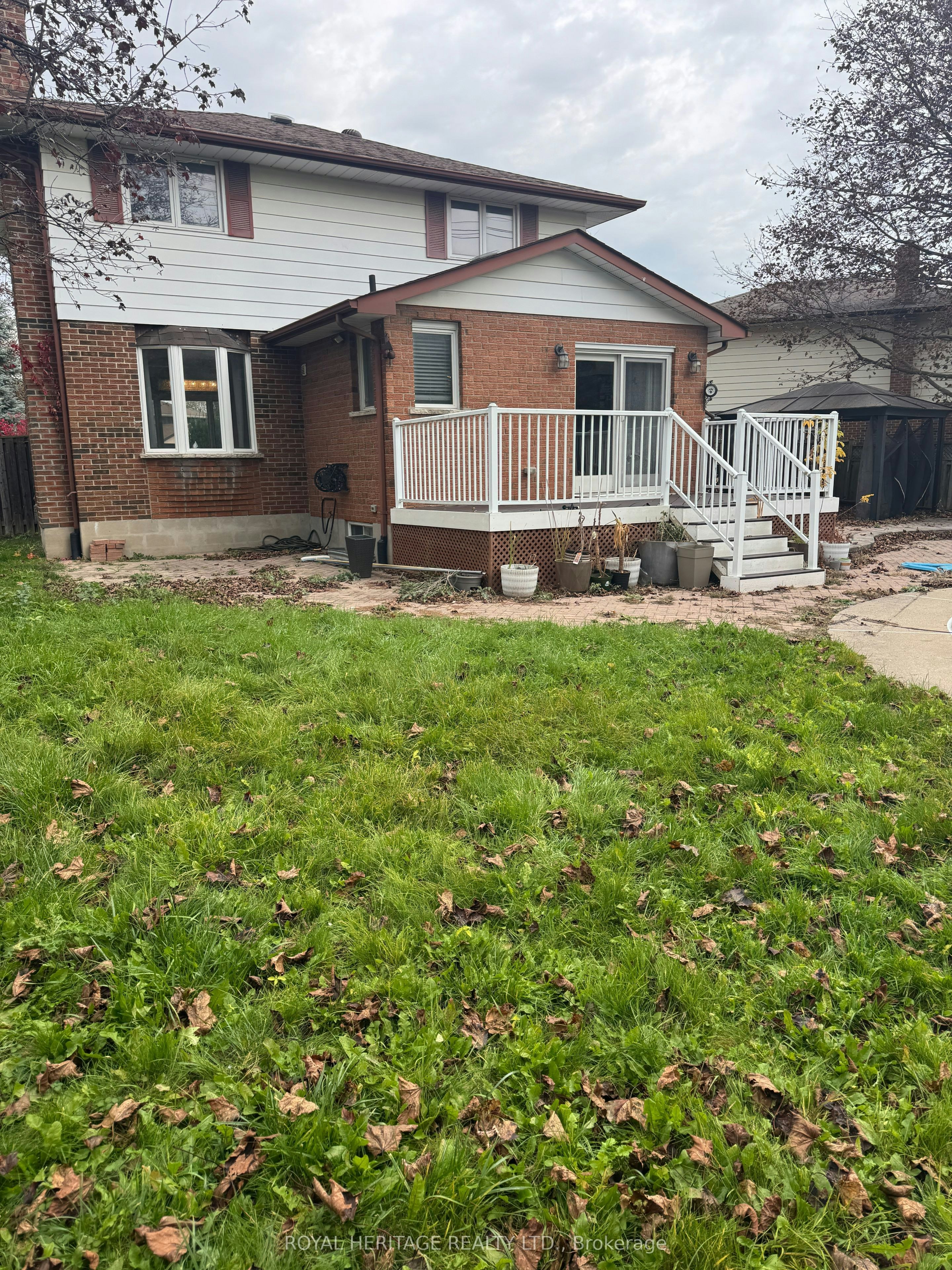 349 Carnaby Court, Oshawa, ON, L1G 6N7 - 36