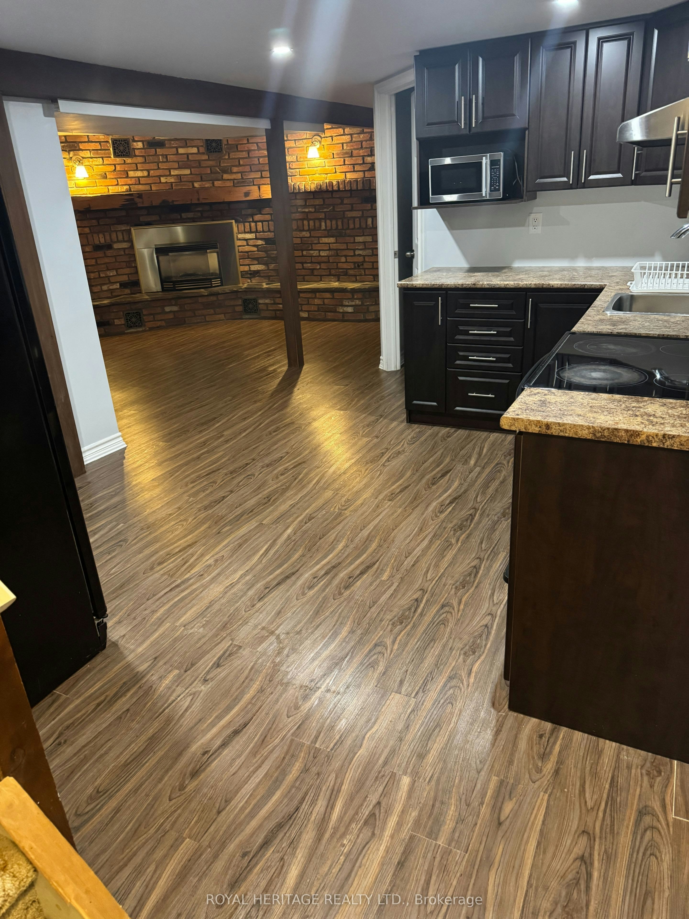 349 Carnaby Court, Oshawa, ON, L1G 6N7 - 22