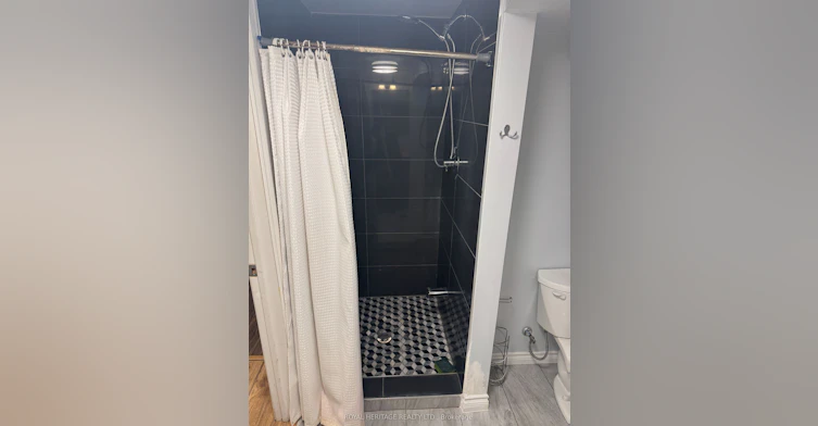 349 Carnaby Court, Oshawa, ON, L1G 6N7 - 29
