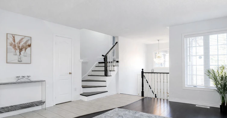 169 Dooley Crescent, Ajax, ON, L1T 4J7 - 2