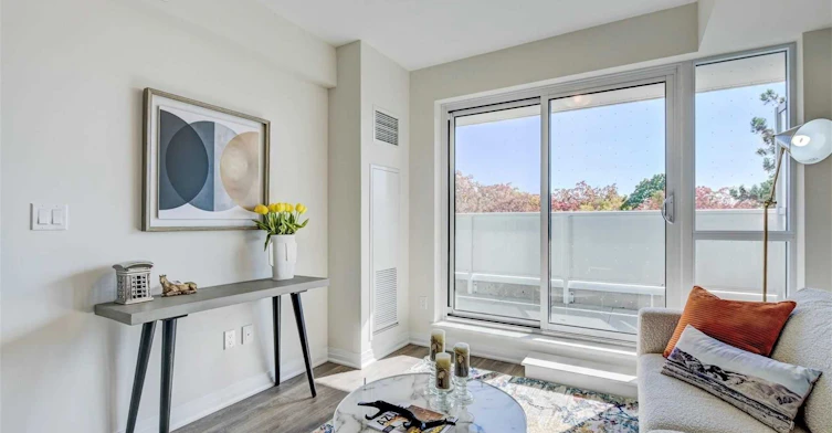 415-2301 Danforth Avenue, Toronto, ON, M4C 1K5 - 5