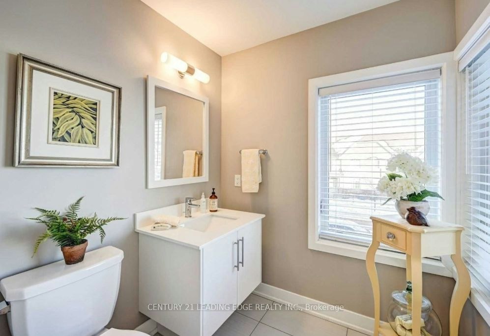 56-15 Donald Fleming Way, Whitby, ON, L1R 0N8 - 14