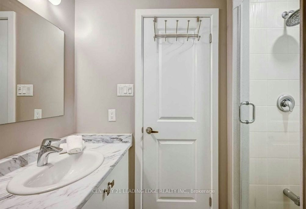 56-15 Donald Fleming Way, Whitby, ON, L1R 0N8 - 12