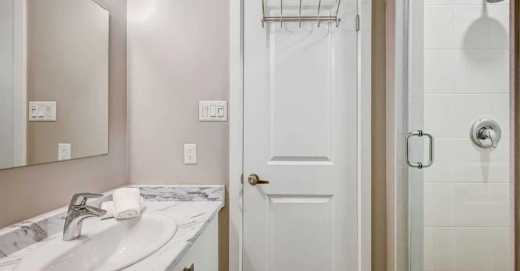 56-15 Donald Fleming Way, Whitby, ON, L1R 0N8 - 12