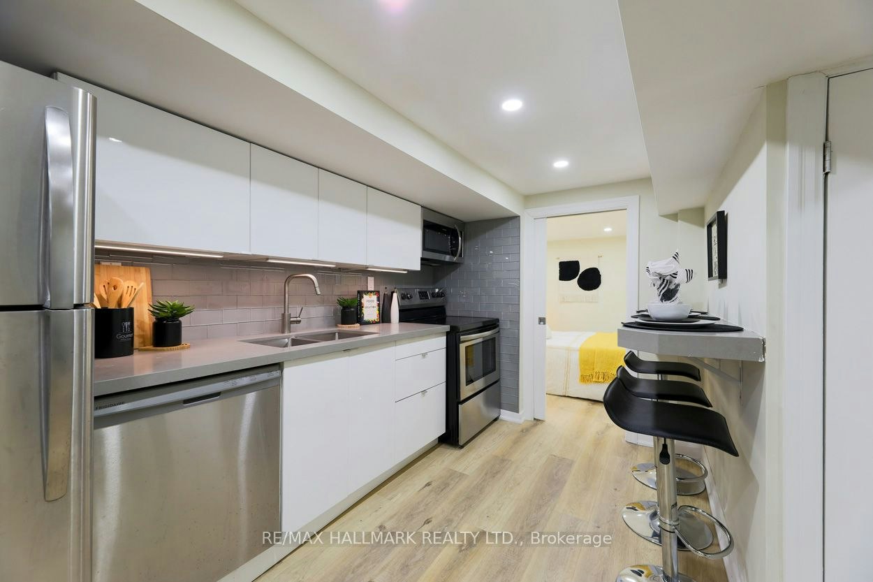 Basement-6 Luttrell Avenue, Toronto, ON, M4C 5E3 - 8