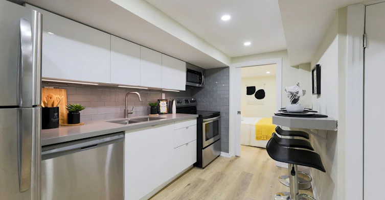 Basement-6 Luttrell Avenue, Toronto, ON, M4C 5E3 - 8