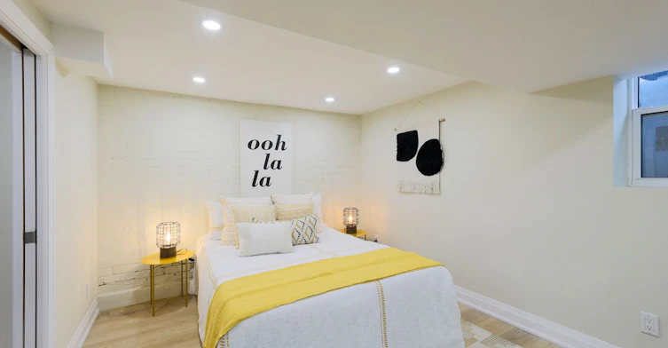 Basement-6 Luttrell Avenue, Toronto, ON, M4C 5E3 - 9