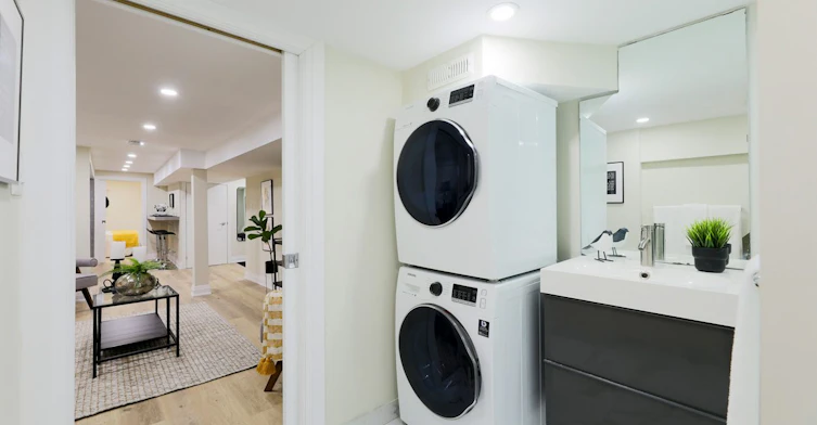 Basement-6 Luttrell Avenue, Toronto, ON, M4C 5E3 - 13