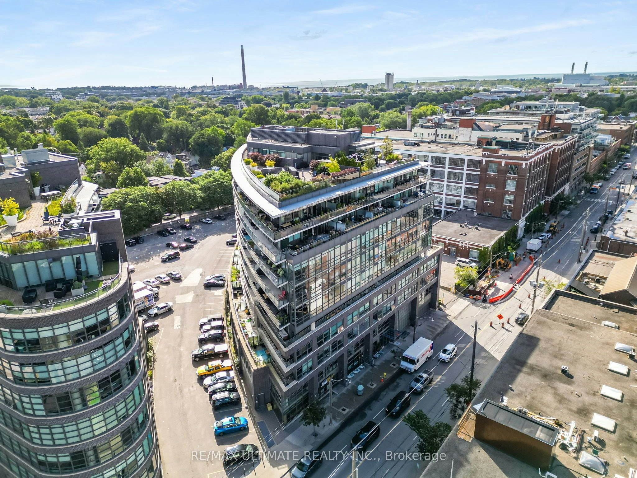 318-319 Carlaw Avenue, Toronto, ON, M4M 0A4 - 2