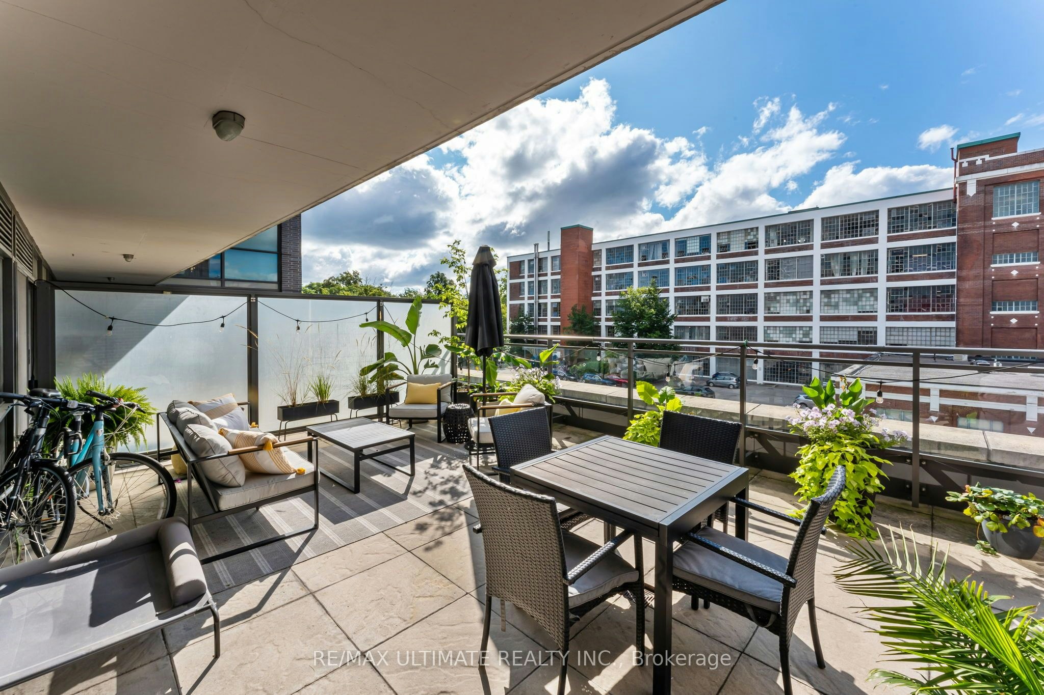 318-319 Carlaw Avenue, Toronto, ON, M4M 0A4 - 17