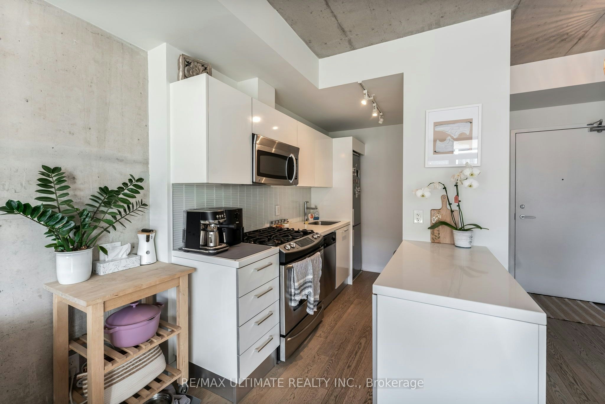 318-319 Carlaw Avenue, Toronto, ON, M4M 0A4 - 7