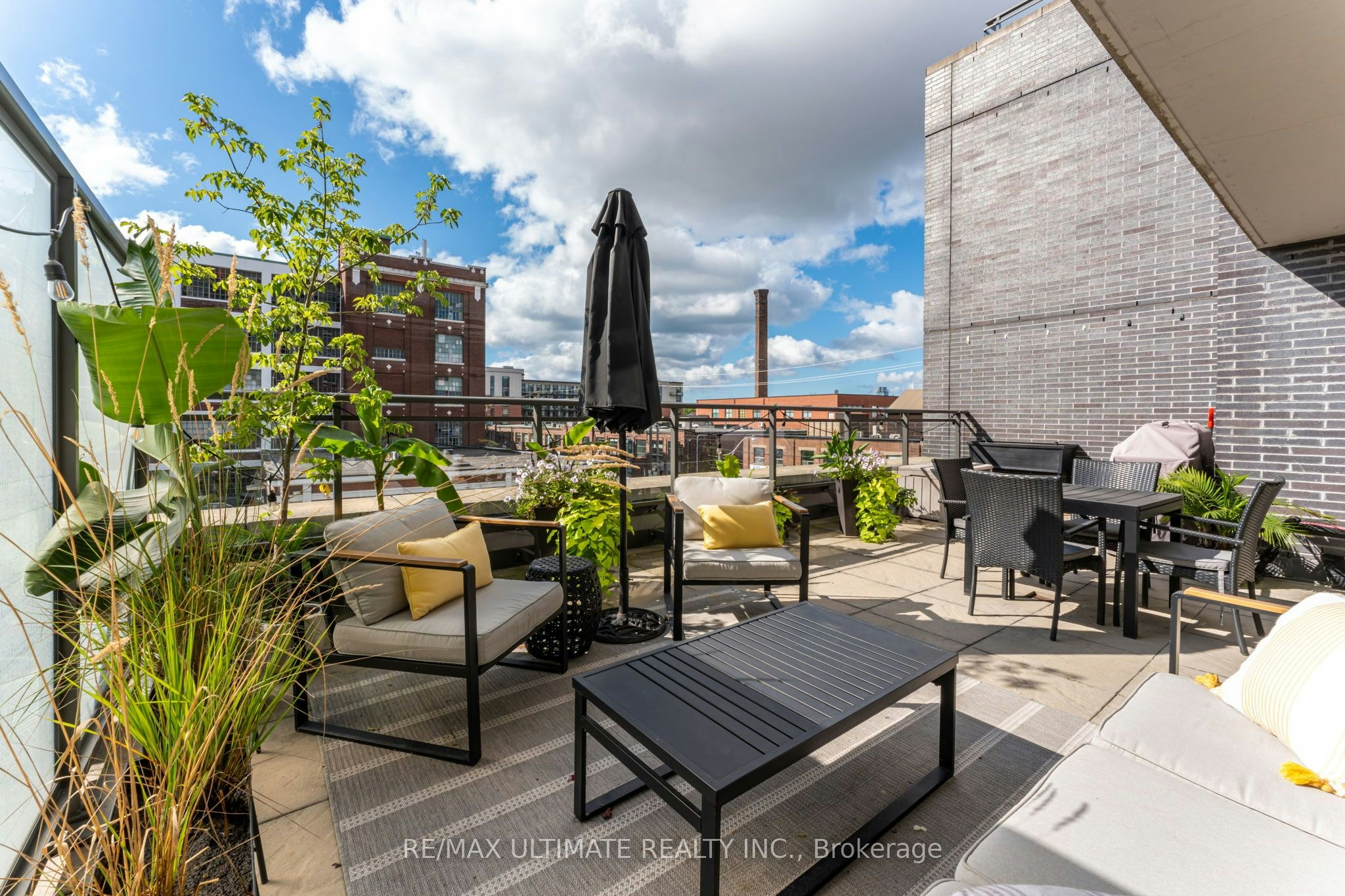 318-319 Carlaw Avenue, Toronto, ON, M4M 0A4 - 18