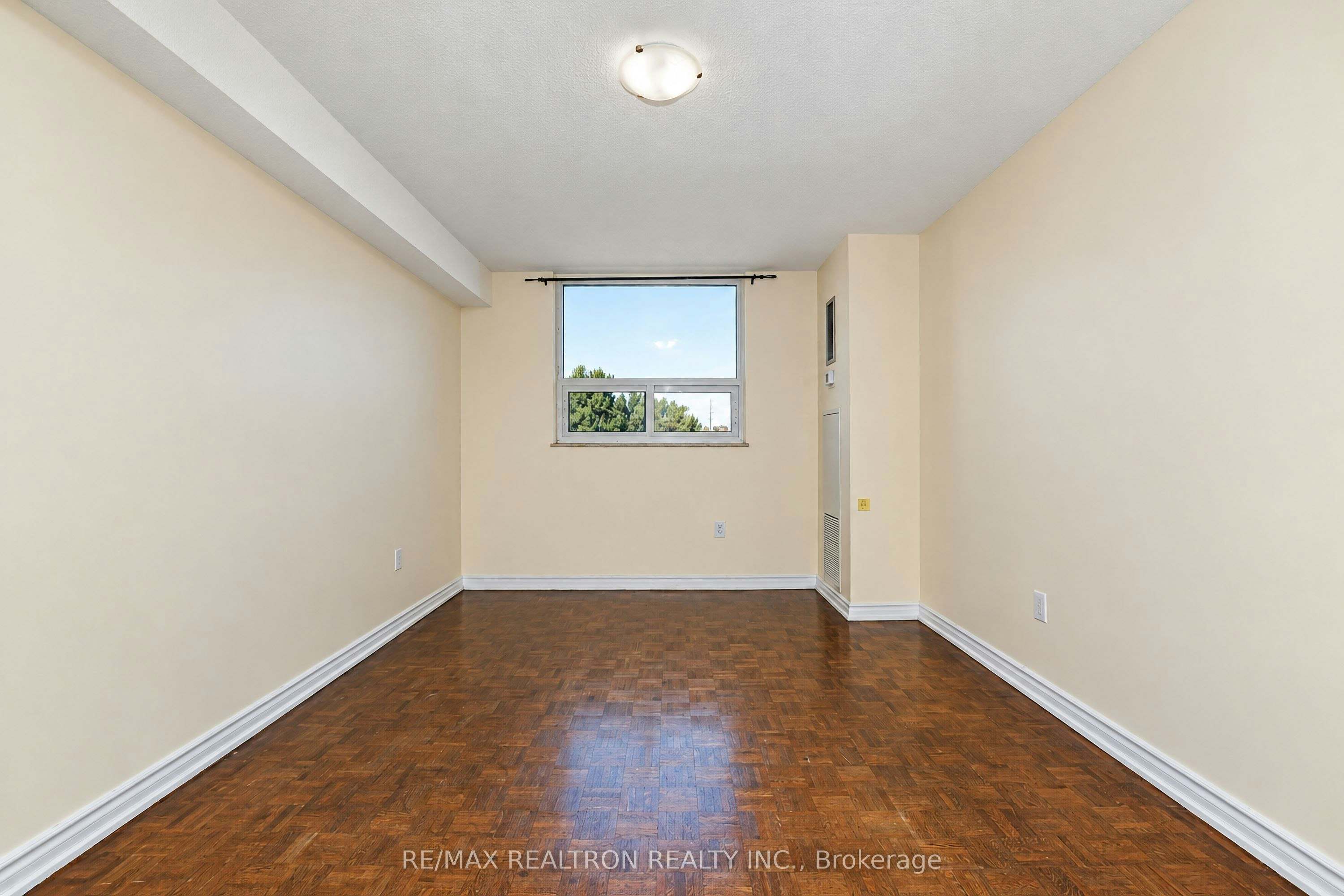 304-100 Prudential Drive, Toronto, ON, M1P 4V4 - 12