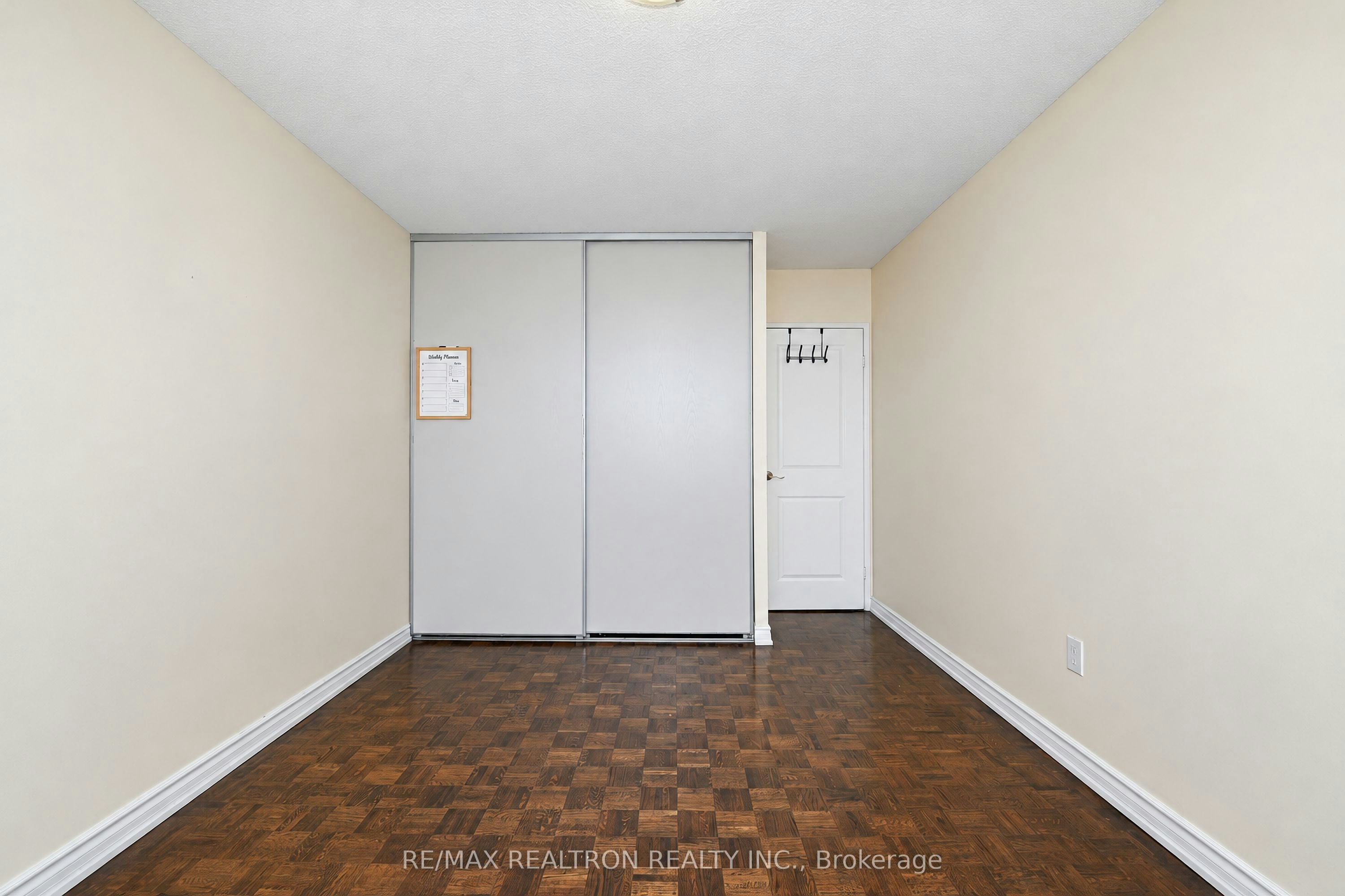 304-100 Prudential Drive, Toronto, ON, M1P 4V4 - 17