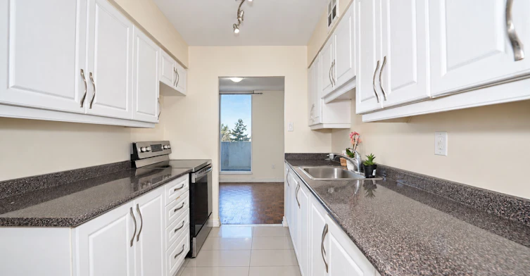 304-100 Prudential Drive, Toronto, ON, M1P 4V4 - 9