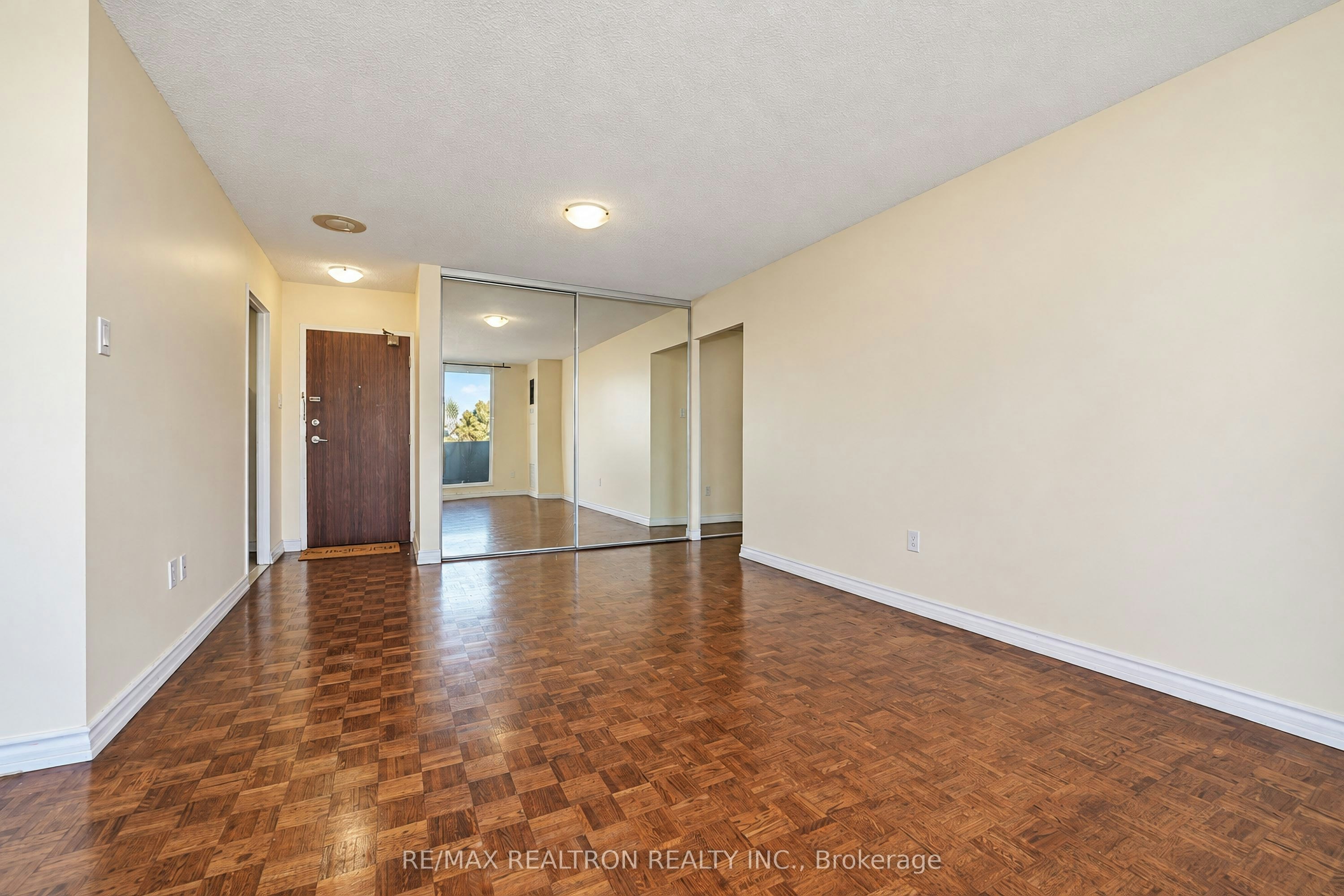 304-100 Prudential Drive, Toronto, ON, M1P 4V4 - 6