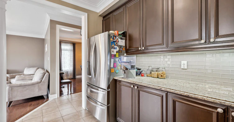 447 Longworth Avenue, Clarington, ON, L1C 0E1 - 8