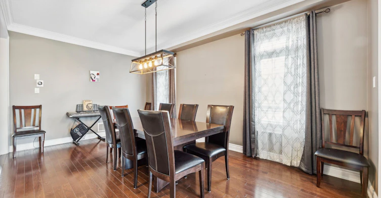 447 Longworth Avenue, Clarington, ON, L1C 0E1 - 4
