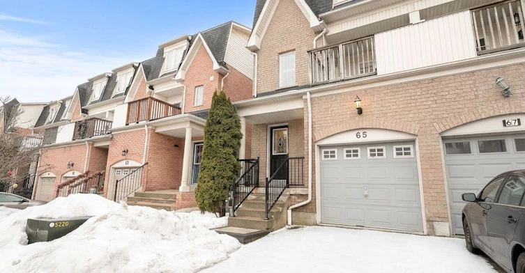 31-65 Sprucedale Way, Whitby, ON, L1N 9T9