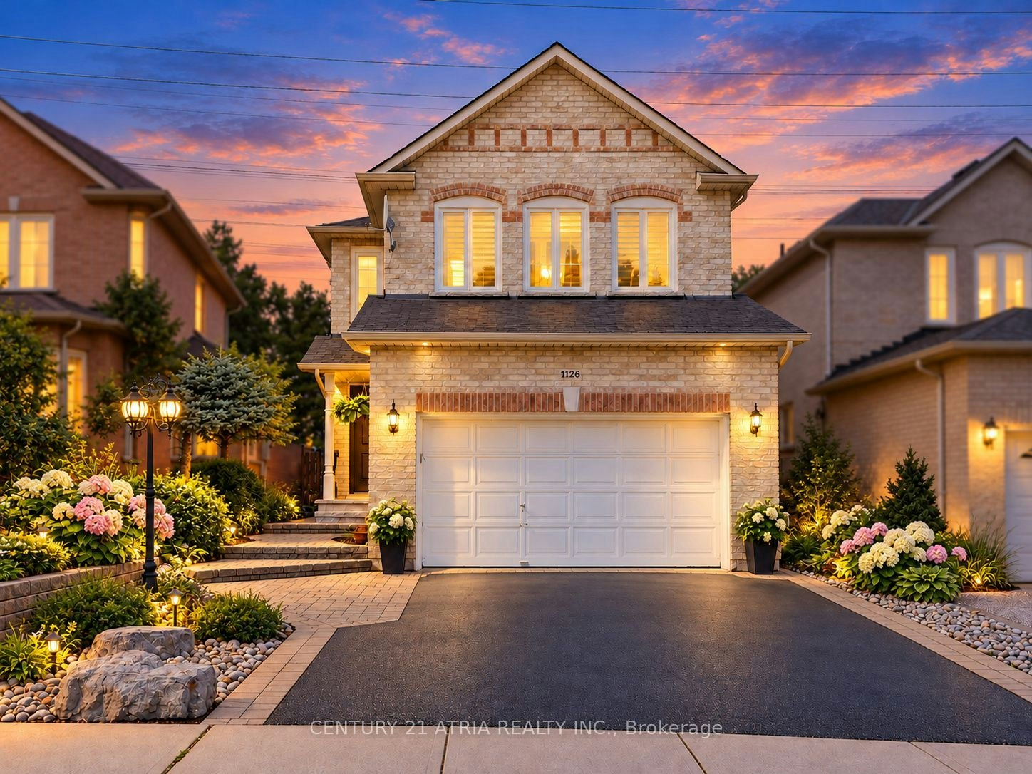 Upper-1126 Gossamer Drive, Pickering, ON, L1X 2T7