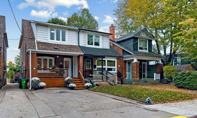 235 Glebeholme Boulevard
