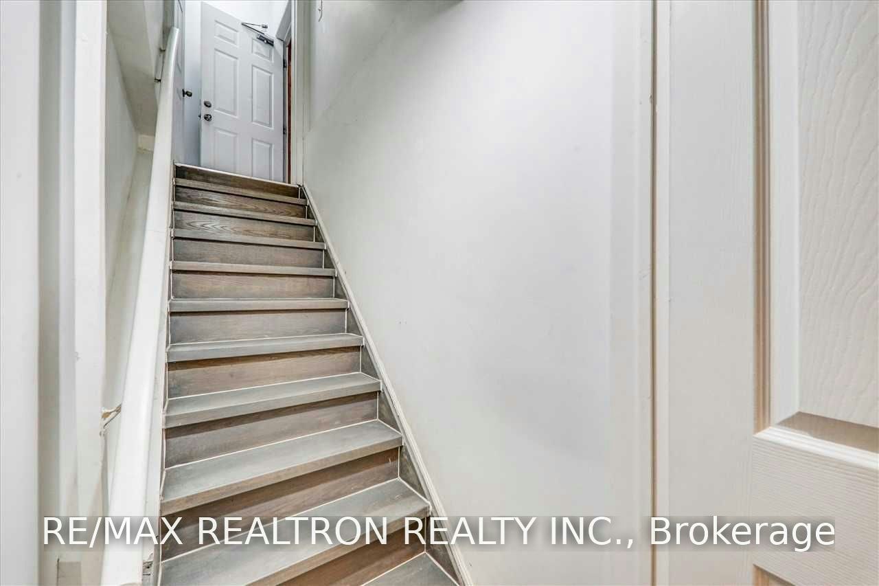 Bsmnt-6 Montebello Crescent, Ajax, ON, L1T 4M8 - 5