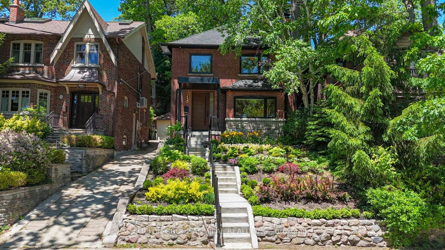 50 Beaufort Road, Toronto, ON, M4E 1M7