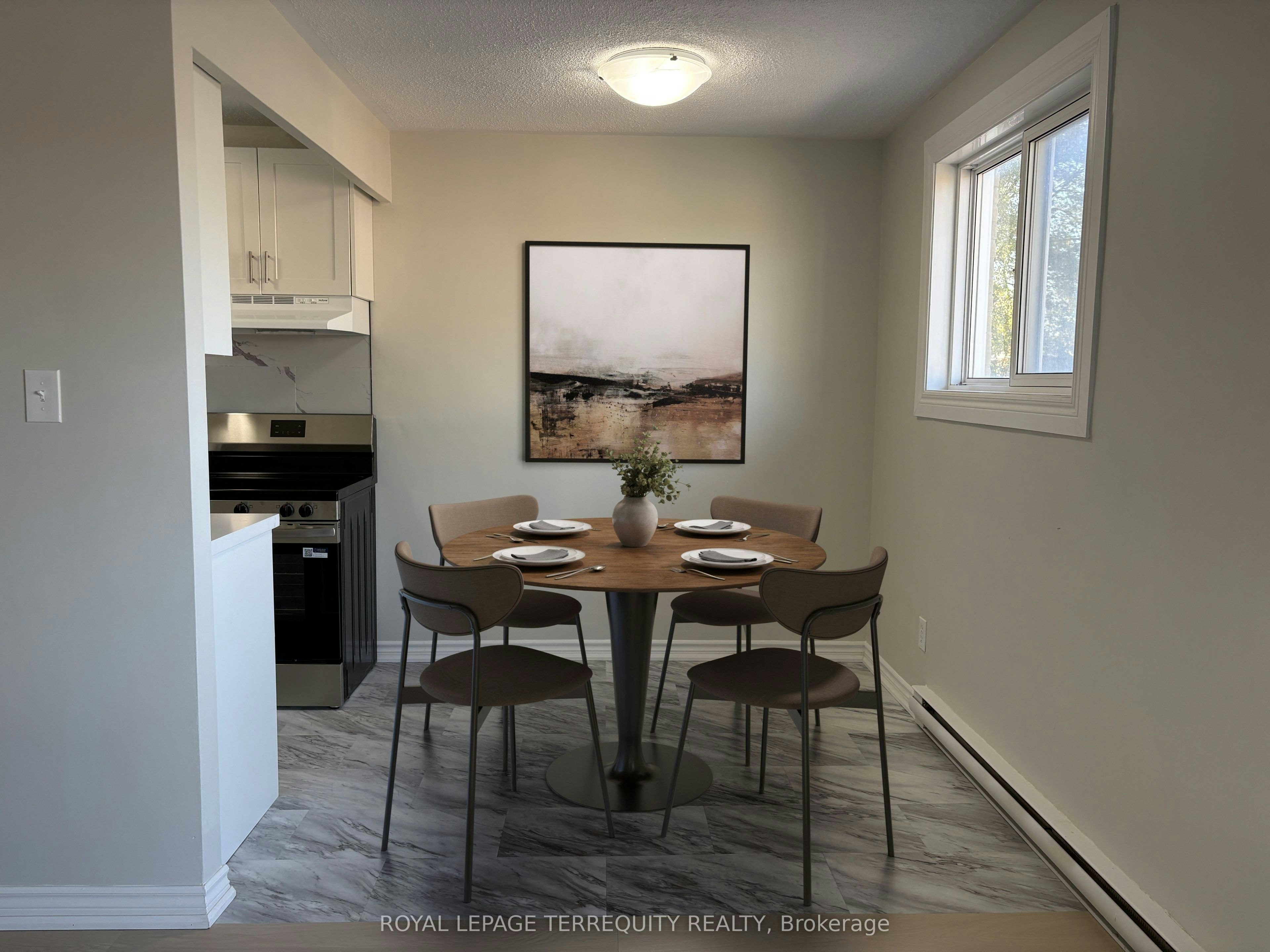 302-200 Park Road N, Oshawa, ON, L1J 4L8 - 8