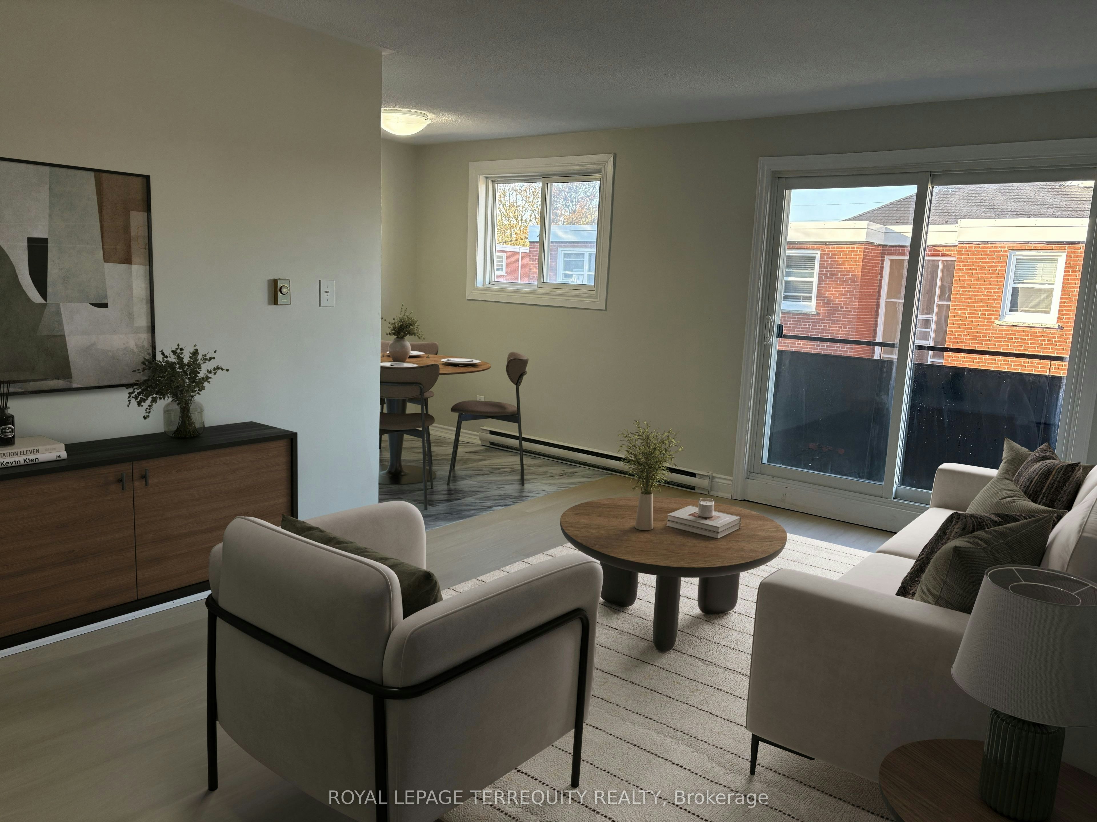 302-200 Park Road N, Oshawa, ON, L1J 4L8 - 3
