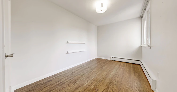 2nd Fl-42 Enderby Road, Toronto, ON, M4E 2S3 - 7