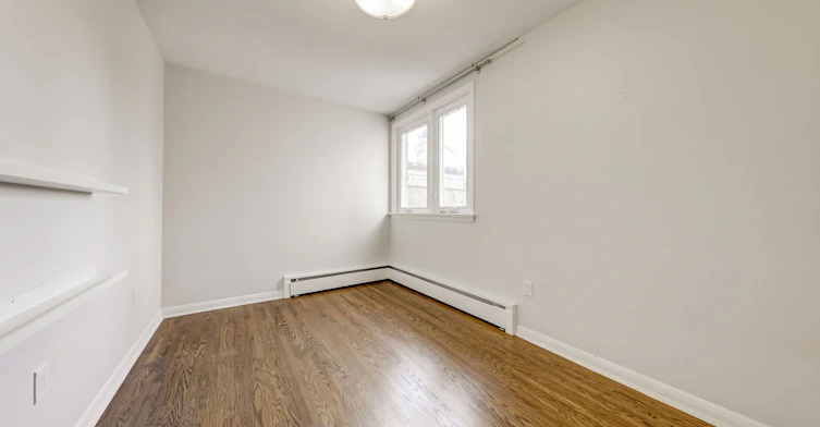 2nd Fl-42 Enderby Road, Toronto, ON, M4E 2S3 - 6