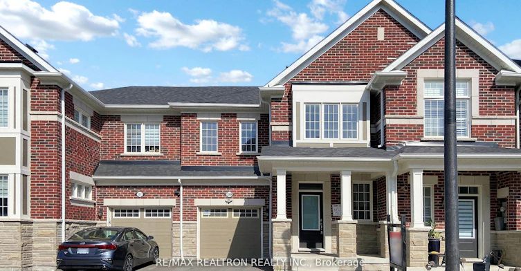 3309 Thunderbird Promenade, Pickering, ON, L1X 0N4
