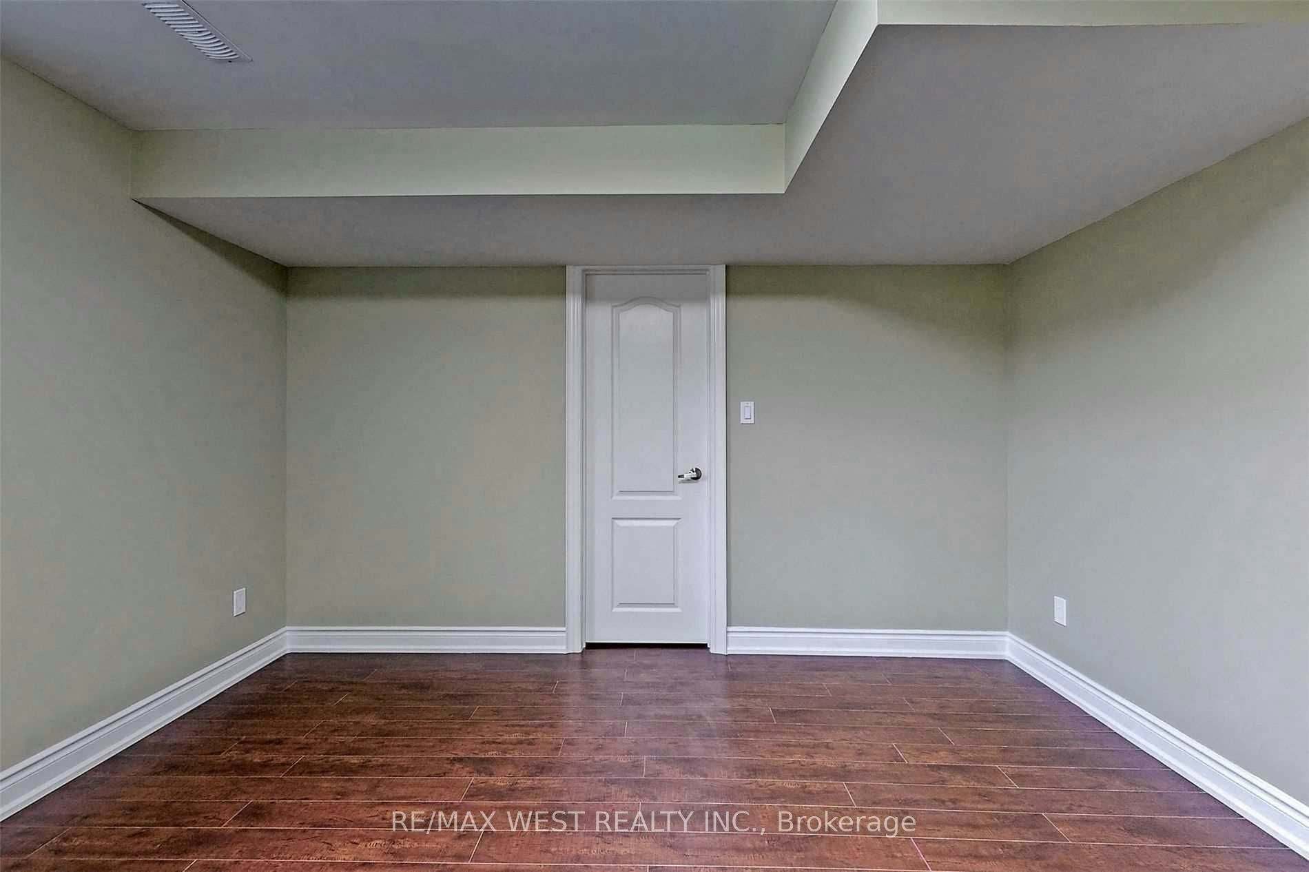 Bsmt-30 Williamson Drive W, Ajax, ON, L1T 4M8 - 8