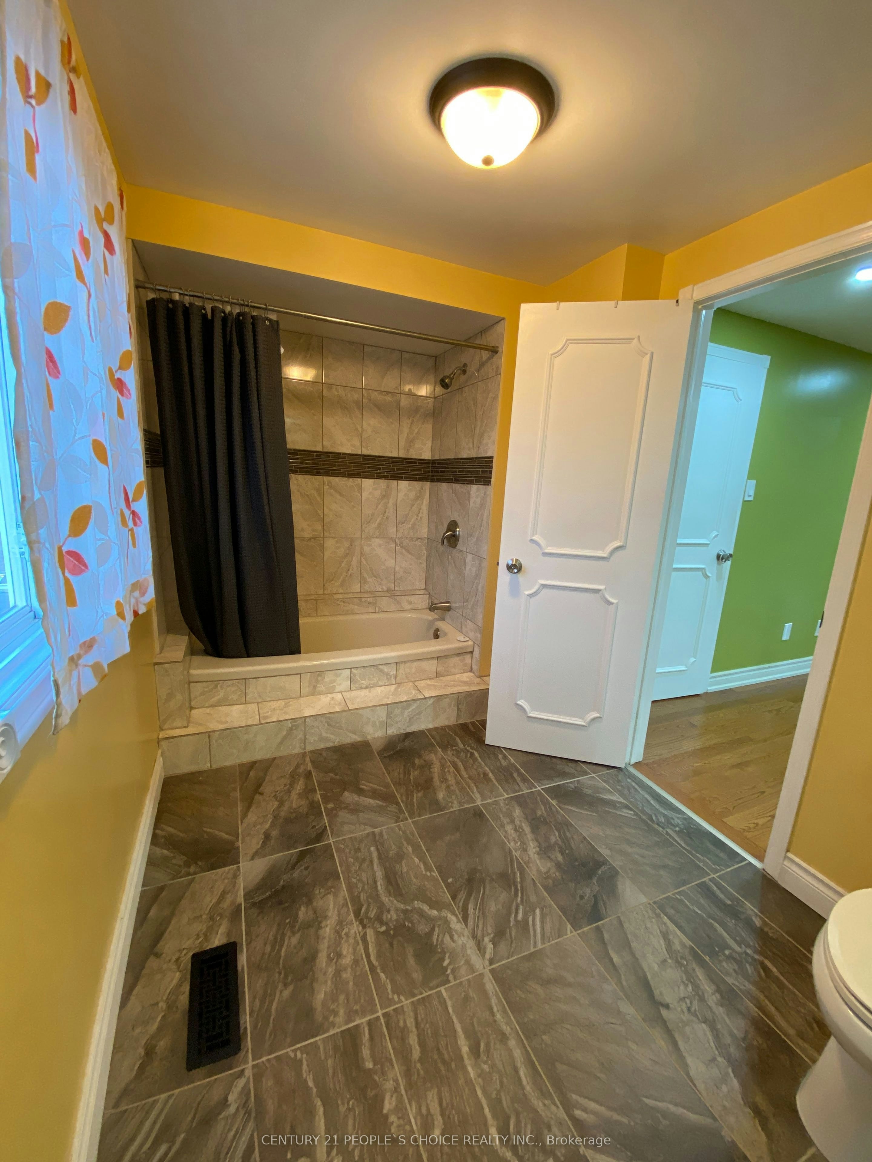 Unit1-128 Greenwich Square, Toronto, ON, M1J 3L3 - 19