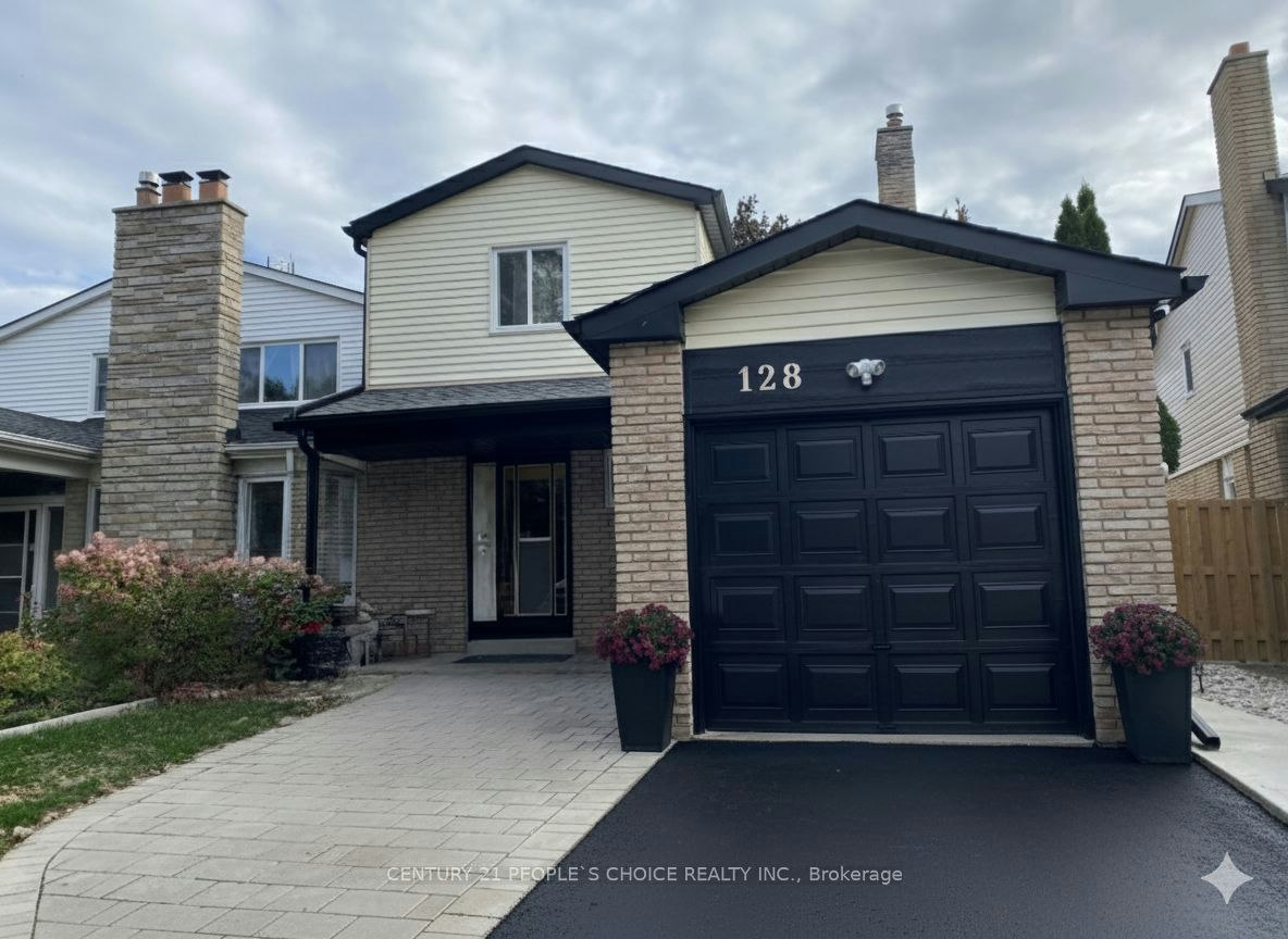 Unit1-128 Greenwich Square, Toronto, ON, M1J 3L3