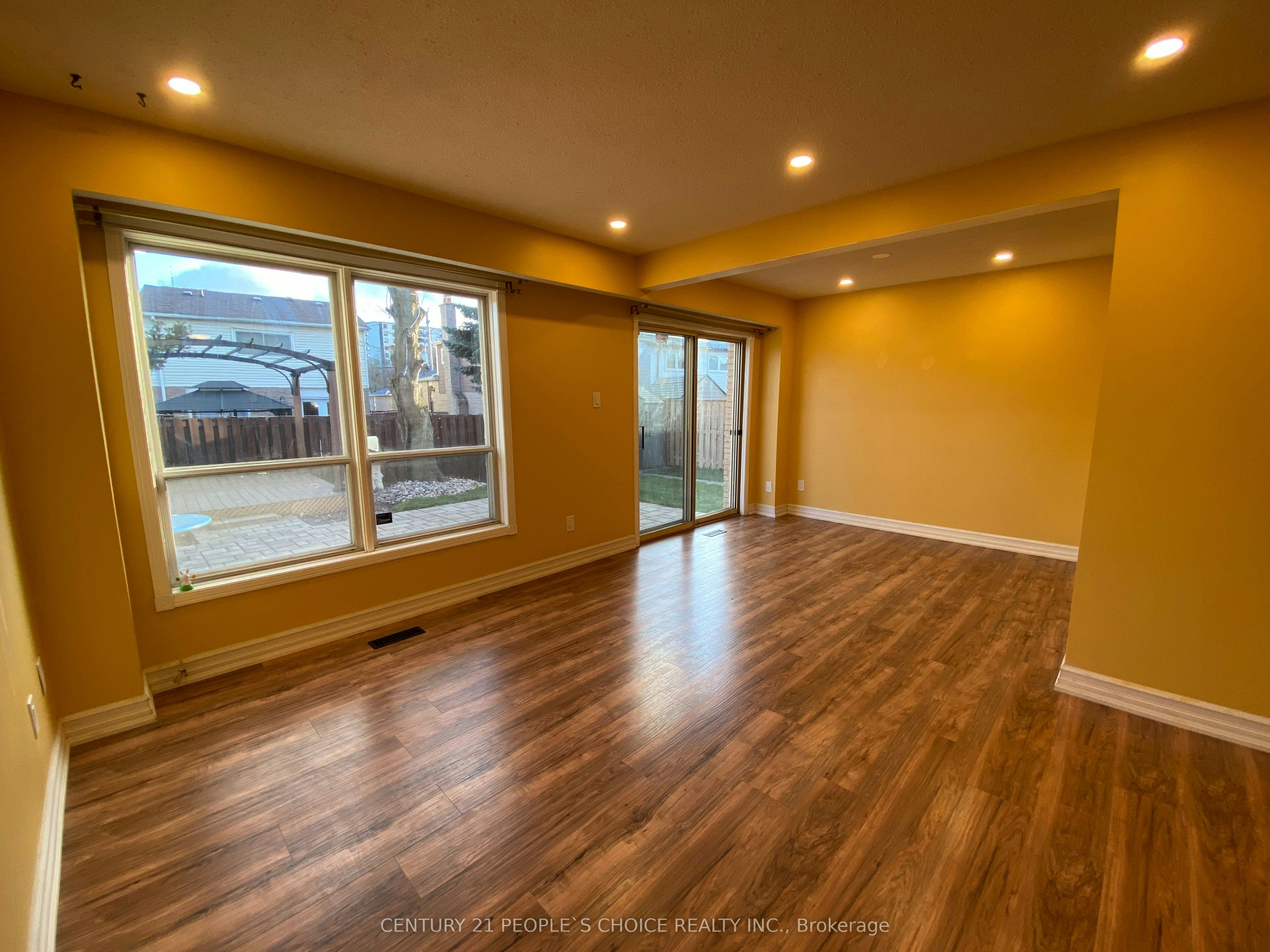 Unit1-128 Greenwich Square, Toronto, ON, M1J 3L3 - 7