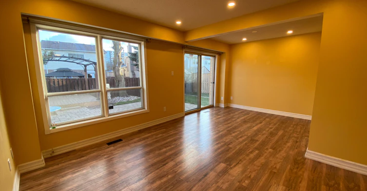 Unit1-128 Greenwich Square, Toronto, ON, M1J 3L3 - 7
