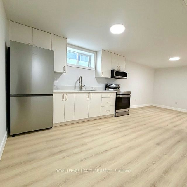 Lower-293 Glebemount Avenue, Toronto, ON, M4C 3V4 - 5