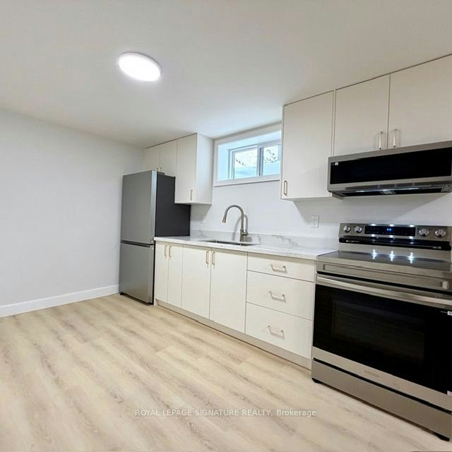 Lower-293 Glebemount Avenue, Toronto, ON, M4C 3V4 - 14