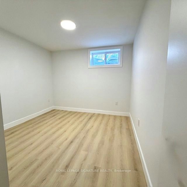 Lower-293 Glebemount Avenue, Toronto, ON, M4C 3V4 - 9