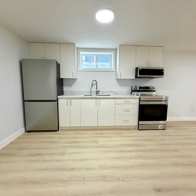 Lower-293 Glebemount Avenue, Toronto, ON, M4C 3V4 - 4