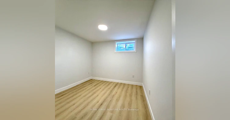 Lower-293 Glebemount Avenue, Toronto, ON, M4C 3V4 - 8