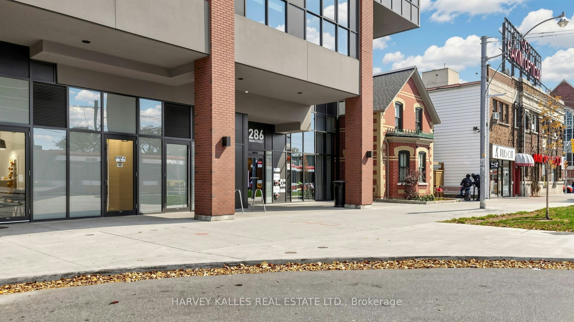 206-286 Main Street, Toronto, ON, M4C 4X4 - 2