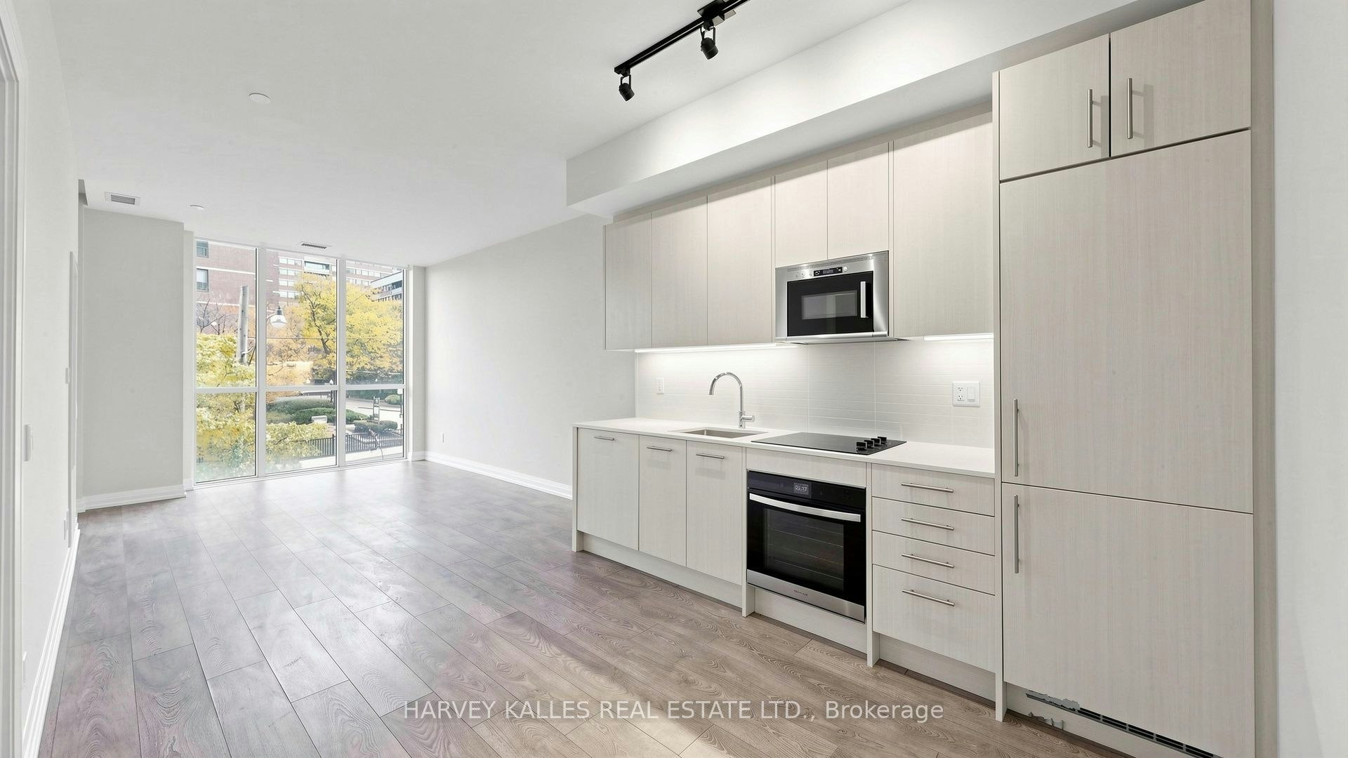 206-286 Main Street, Toronto, ON, M4C 4X4 - 8