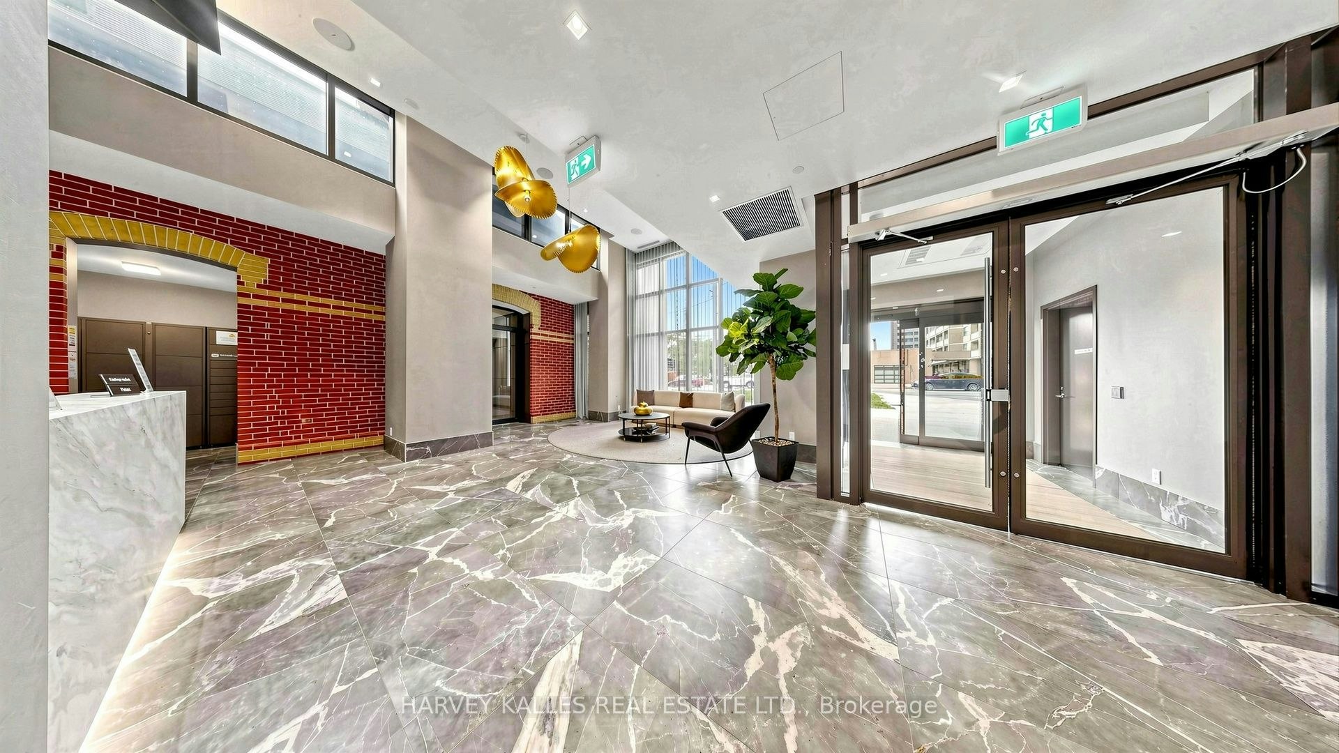 206-286 Main Street, Toronto, ON, M4C 4X4 - 3