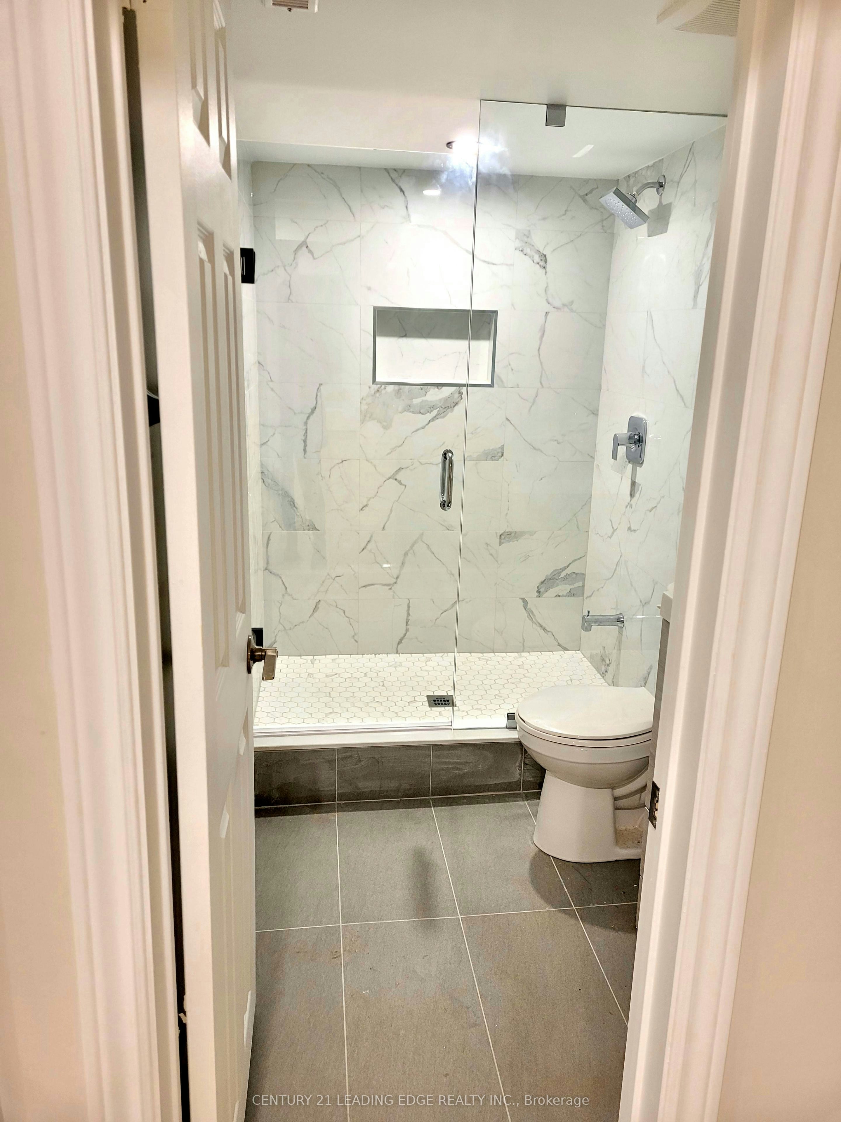 574 Strouds Lane, Pickering, ON, L1V 4S8 - 5