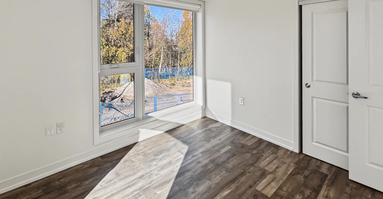 207-1687 Durham Regional Hwy 2 N/A, Clarington, ON, L1E 2R5 - 6